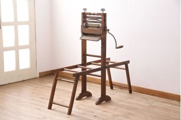ジャンク品　アメリカビンテージ　AMERICAN WRINGER.CO　激レア!!　インダストリアルな雰囲気が格好良い脱水機(ディスプレイ、店舗什器)(R-048832)