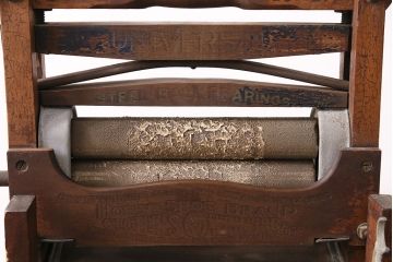 ジャンク品　アメリカビンテージ　AMERICAN WRINGER.CO　激レア!!　インダストリアルな雰囲気が格好良い脱水機(ディスプレイ、店舗什器)(R-048832)