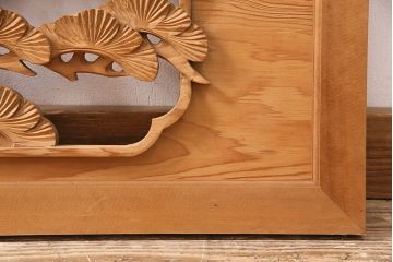 ビンテージ建具　昭和後期　インテリアとしてもおすすめ!躍動感ある彫りが見事な欄間(彫刻欄間、明り取り、建具)(R-048836)