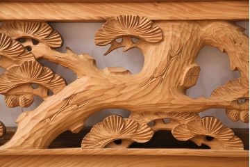 ビンテージ建具　昭和後期　インテリアとしてもおすすめ!躍動感ある彫りが見事な欄間(彫刻欄間、明り取り、建具)(R-048836)