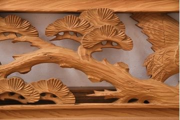 ビンテージ建具　昭和後期　インテリアとしてもおすすめ!躍動感ある彫りが見事な欄間(彫刻欄間、明り取り、建具)(R-048836)