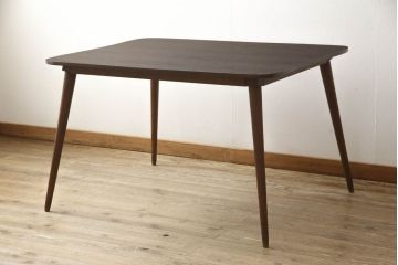 和製ヴィンテージ　脚ニレ材・脚先真鍮　シンプルなデザインが取り入れやすいダイニングテーブル(コーヒーテーブル、カフェテーブル、ビンテージ)(R-048840)
