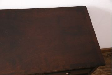 中古　北海道民芸家具　落ち着いた空間にぴったり!上品な佇まいのチェスト(整理タンス、収納タンス、衣装タンス、引き出し)(R-048842)