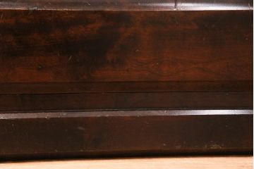 中古　北海道民芸家具　落ち着いた空間にぴったり!上品な佇まいのチェスト(整理タンス、収納タンス、衣装タンス、引き出し)(R-048842)