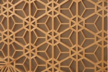 和製アンティーク　ディスプレイにもおすすめ!3種の文様が楽しめる組子欄間(建具、明り取り、明かり取り)(R-048843)