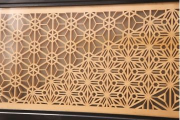 和製アンティーク　ディスプレイにもおすすめ!3種の文様が楽しめる組子欄間(建具、明り取り、明かり取り)(R-048843)