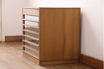 アンティーク雑貨　昭和中期　オリヅル印　昭和レトロな佇まいが魅力のミシン糸ケース(小引き出し、収納棚、小物収納)(R-048851)