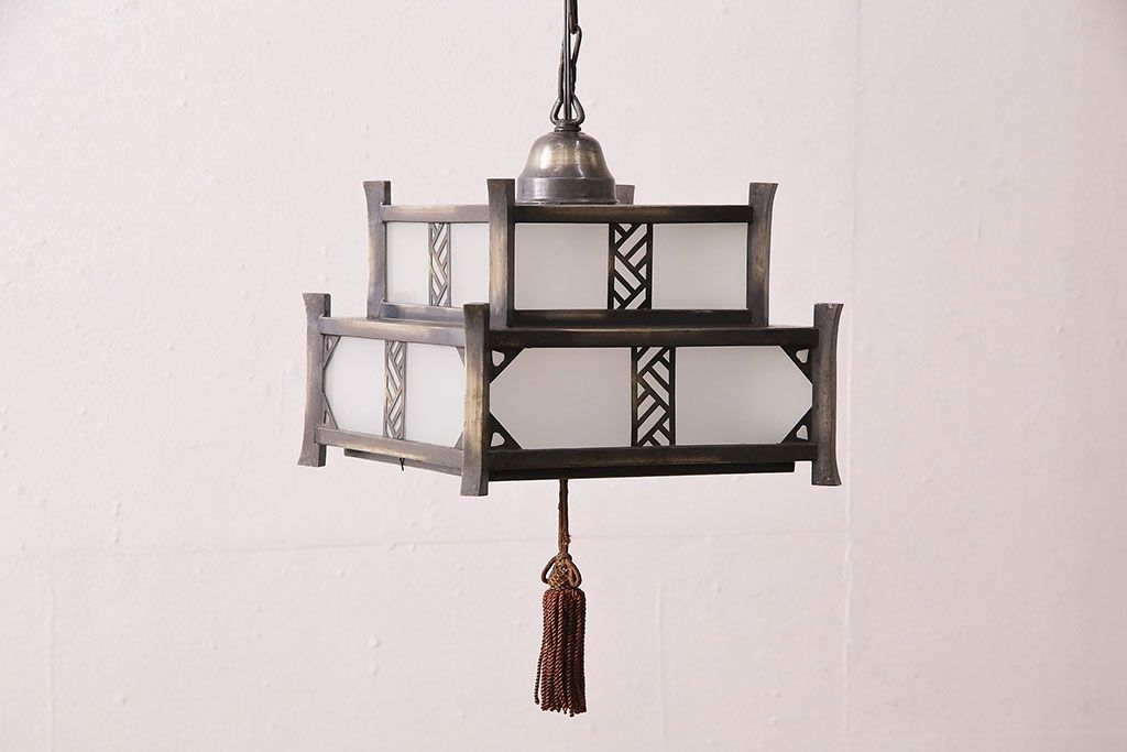 和製アンティーク　昭和初期　シャビーな質感がかっこいい!ノスタルジックな雰囲気が漂う天井照明(吊り下げ照明、ペンダントライト、電笠)(R-048869)