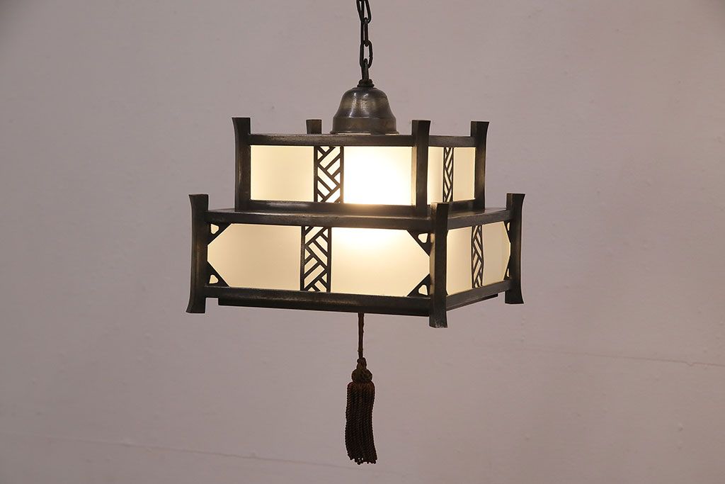 和製アンティーク　昭和初期　シャビーな質感がかっこいい!ノスタルジックな雰囲気が漂う天井照明(吊り下げ照明、ペンダントライト、電笠)(R-048869)