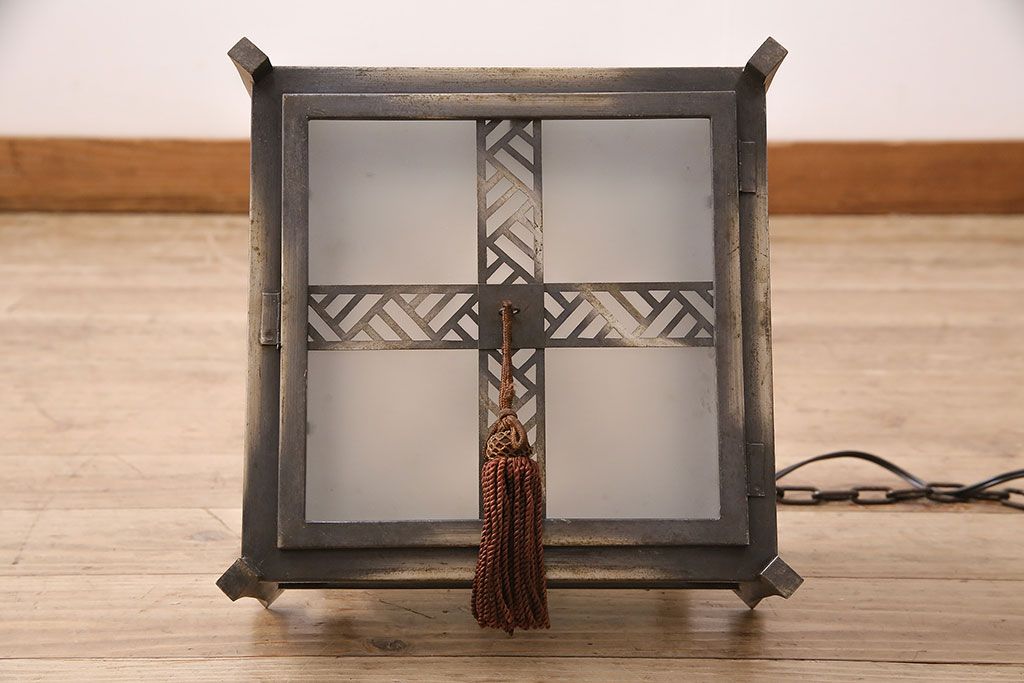 和製アンティーク　昭和初期　シャビーな質感がかっこいい!ノスタルジックな雰囲気が漂う天井照明(吊り下げ照明、ペンダントライト、電笠)(R-048869)