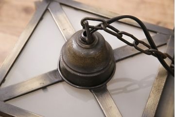 和製アンティーク　昭和初期　シャビーな質感がかっこいい!ノスタルジックな雰囲気が漂う天井照明(吊り下げ照明、ペンダントライト、電笠)(R-048870)