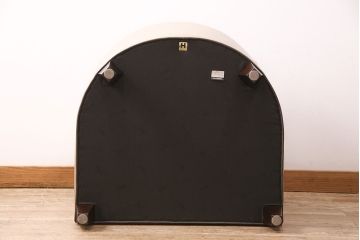 中古　展示品　2019年製　Cassinaixc.(カッシーナイクスシー)　NORMANDIE II(ノルマンディドゥー)　FY革　洗練されたデザインが美しいラウンジチェア(一人掛け、1Pソファ、アームソファ、椅子)(定価約45万円)(R-048878)