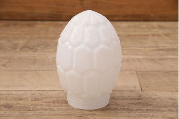 アンティーク照明　梅の花の意匠が愛らしい!亀甲文様の模様が浮き出るウォールランプ(壁掛け照明、壁付け照明)(R-048883)