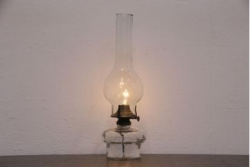 アンティーク照明　オイルランプリメイク　気泡ガラスと錆びた金具が趣あふれるテーブルランプ(スタンドライト、卓上照明)(R-048886)