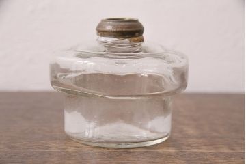 アンティーク照明　オイルランプリメイク　気泡ガラスと錆びた金具が趣あふれるテーブルランプ(スタンドライト、卓上照明)(R-048886)