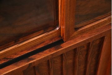 中古　伝統民芸家具　岩谷堂箪笥　No.364　高級感のある和の雰囲気を高める三尺茶箪笥(定価約52万円)(茶棚、収納棚、戸棚)(R-048889)