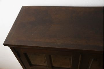 中古　北海道民芸家具　落ち着いた色合いがシックな雰囲気を醸し出すブックケース(本箱、収納棚)(R-048890)