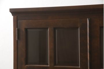 中古　北海道民芸家具　落ち着いた色合いがシックな雰囲気を醸し出すブックケース(本箱、収納棚)(R-048890)