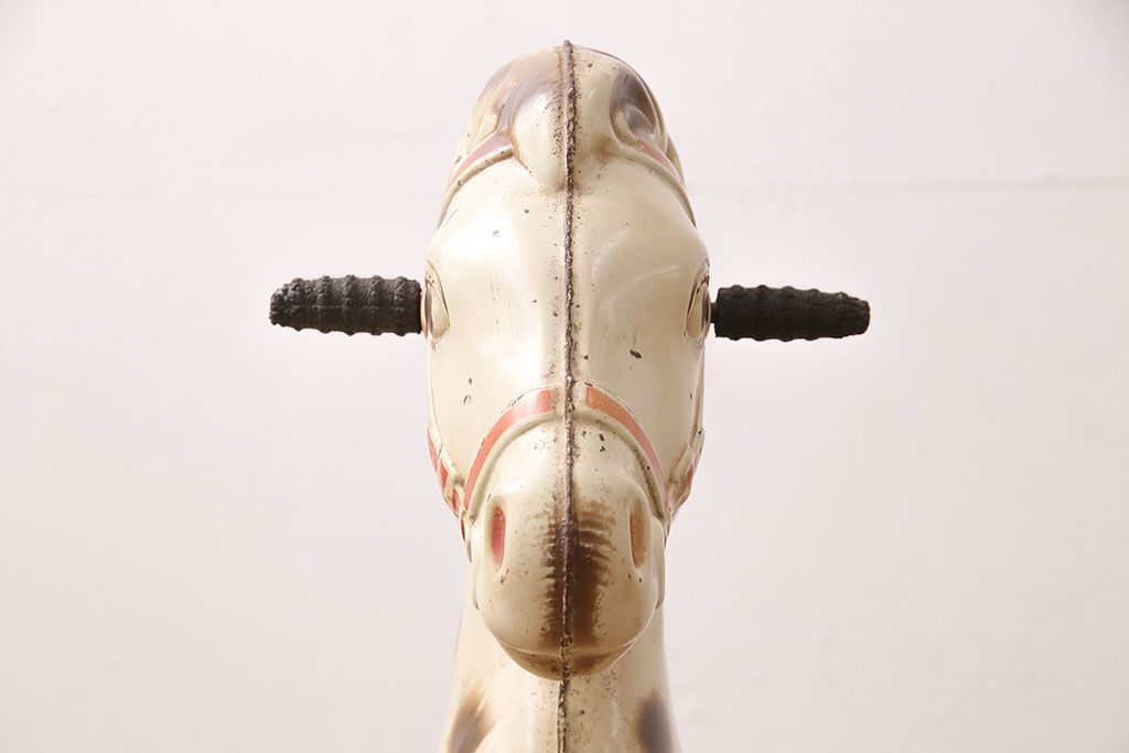 アンティーク雑貨　激レア!!　お部屋のオブジェとしてもおすすめの可愛らしい鉄製ロッキングホース(木馬)(R-048894)