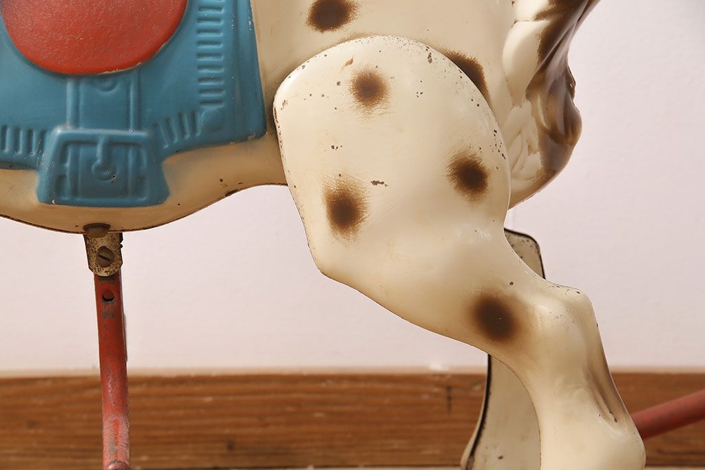 アンティーク雑貨　激レア!!　お部屋のオブジェとしてもおすすめの可愛らしい鉄製ロッキングホース(木馬)(R-048894)