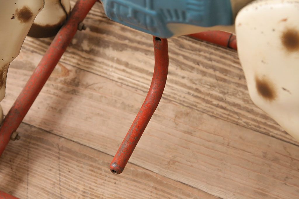 アンティーク雑貨　激レア!!　お部屋のオブジェとしてもおすすめの可愛らしい鉄製ロッキングホース(木馬)(R-048894)