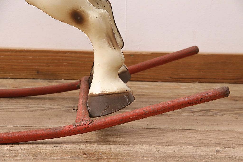 アンティーク雑貨　激レア!!　お部屋のオブジェとしてもおすすめの可愛らしい鉄製ロッキングホース(木馬)(R-048894)