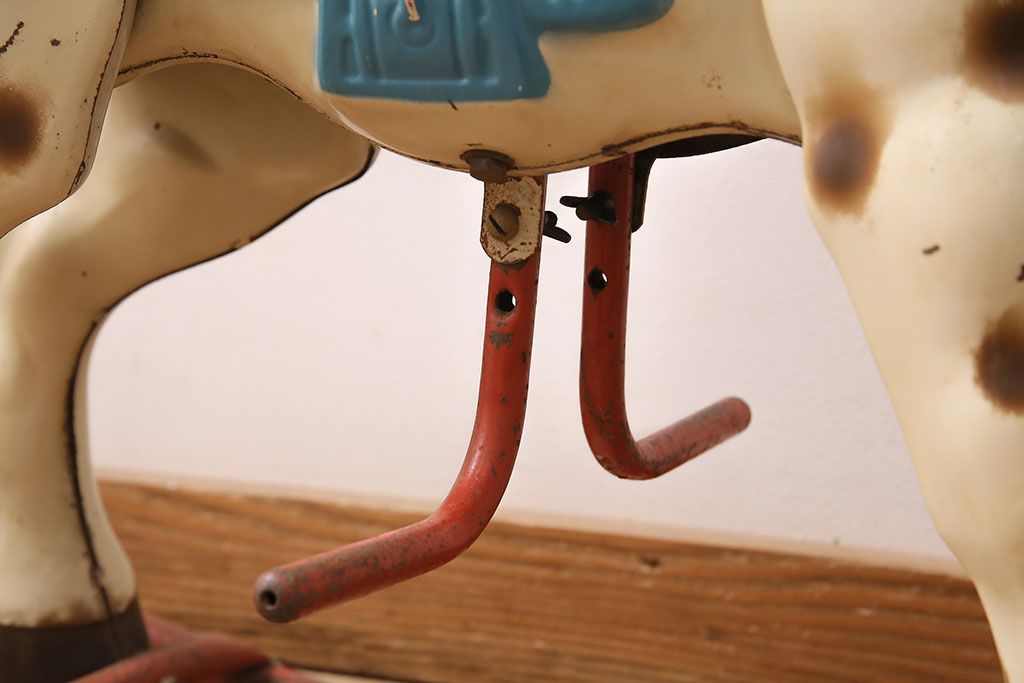 アンティーク雑貨　激レア!!　お部屋のオブジェとしてもおすすめの可愛らしい鉄製ロッキングホース(木馬)(R-048894)