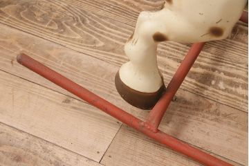 アンティーク雑貨　激レア!!　お部屋のオブジェとしてもおすすめの可愛らしい鉄製ロッキングホース(木馬)(R-048894)
