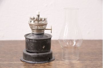 中古　棒芯4mm　持ち運びができる、ジャンクな風合いがかっこいいオイルランプ(ランタン、テーブルランプ)(R-048904)