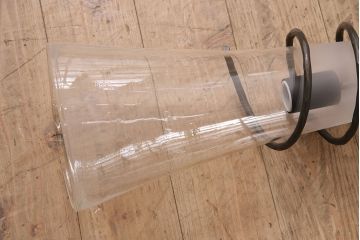 中古　アイアン　気泡ガラスがキラキラ輝くペンダント照明(天井照明、吊り下げ照明、シェード)(R-048906)