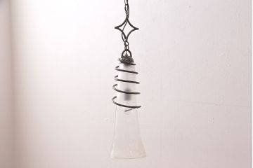 中古　アイアン　気泡ガラスがキラキラ輝くペンダント照明(天井照明、吊り下げ照明、シェード)(R-048907)