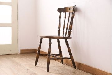 ヴィンテージ家具　飛騨産業　キツツキ　上品な佇まいが魅力的なウィンザーチェア(椅子、ダイニングチェア、ビンテージ、ウインザーチェア)(R-048908)