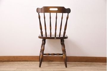 ヴィンテージ家具　飛騨産業　キツツキ　上品な佇まいが魅力的なウィンザーチェア(椅子、ダイニングチェア、ビンテージ、ウインザーチェア)(R-048908)