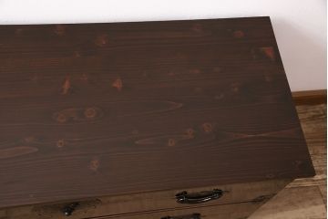 和製アンティーク　前面栗材　極美品!漆塗りの木肌が美しい米沢箪笥ローボード(衣装箪笥、時代箪笥)(R-048911)