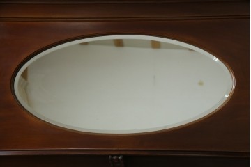 イギリスアンティーク　マホガニー材　鏡付き!褐色の木肌が美しい大振りサイズのマントルピース　(R-048913)