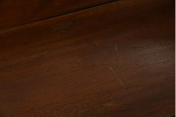 イギリスアンティーク　マホガニー材　鏡付き!褐色の木肌が美しい大振りサイズのマントルピース　(R-048913)