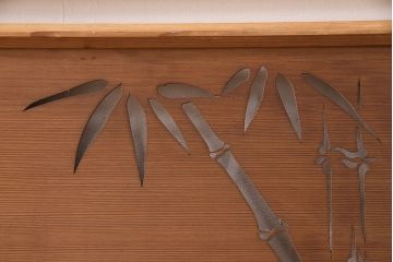 和製アンティーク　鳥と竹の透かしが魅力!ディスプレイにもおすすめな和の趣あふれる欄間(明かり取り、明り取り)(R-048917)