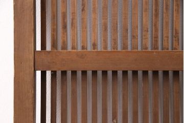 和製アンティーク　和モダンの空間づくりにおすすめ!落ち着いた色合いが魅力の格子戸1枚(引き戸、建具)(R-048922)