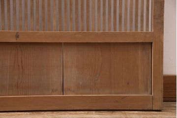 和製アンティーク　和モダンの空間づくりにおすすめ!落ち着いた色合いが魅力の格子戸1枚(引き戸、建具)(R-048922)