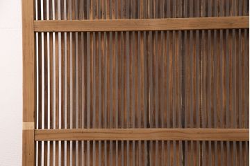 アンティーク建具　腰板ケヤキ材　情緒漂う雰囲気が魅力的な大正期の格子戸1枚(引き戸)(R-048923)