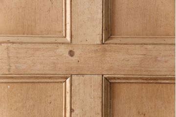 アンティーク建具　パイン材　カントリースタイルにおすすめ!木の風合いが味わい深いフランスアンティークのパネルドア(木製ドア、扉、建具)(R-048925)