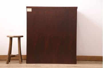 中古　美品　岩谷堂箪笥　菊幸　重厚な黒い金具が存在感を放つ引き出し付きの戸棚(収納棚、サイドキャビネット)(定価約45万円)(R-048932)