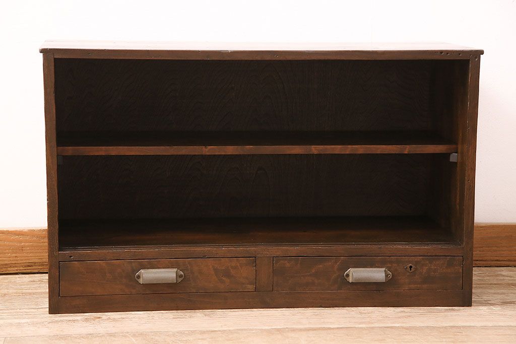 和製アンティーク　年月を経た木味が味わい深い、シンプルな戸棚(収納棚、キャビネット)(R-048934)