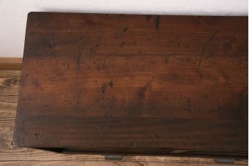 和製アンティーク　年月を経た木味が味わい深い、シンプルな戸棚(収納棚、キャビネット)(R-048934)