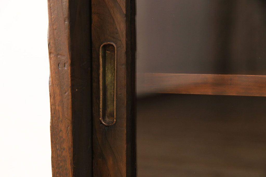 和製アンティーク　年月を経た木味が味わい深い、シンプルな戸棚(収納棚、キャビネット)(R-048934)