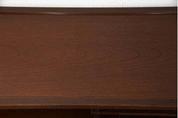 中古　民芸家具　ケヤキ材　黒々とした龍の飾り金具が印象的な飾り棚(収納棚)(R-048935)