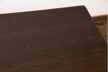 中古　オランダ輸入家具　オーク材　クラシカルなデザインと重厚感のある佇まいが魅力のダイニングテーブル(リフェクトリーテーブル、6人掛け)(R-048948)