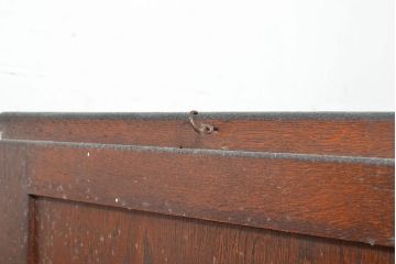 和製アンティーク　ナラ材　模様ガラスと蝿帳(はいちょう)がポイント!レトロな雰囲気が魅力の食器棚(収納棚、キャビネット)(R-048953)