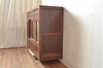 和製アンティーク　ナラ材　模様ガラスがポイント!便利な作業台が付いたレトロな食器棚(収納棚、サイドボード、キャビネット)(R-048954)