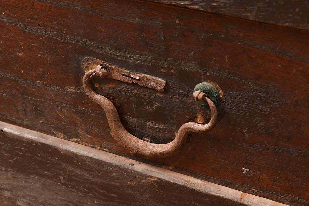 和製アンティーク　使い込まれた味わいが楽しめる、明治大正期の四尺水屋箪笥サイドボード(4尺、収納棚、食器棚)(R-048959)